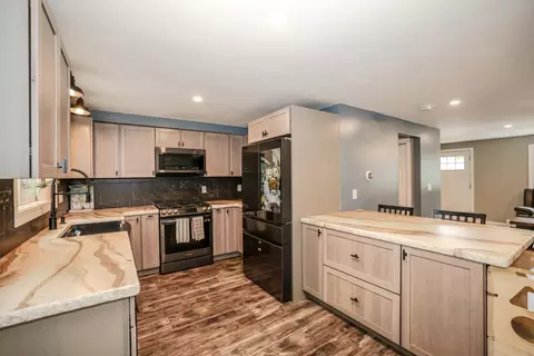 Kitchen - 49 Dale Rd # A, Hooksett, NH 03106 photo 1 of 4
