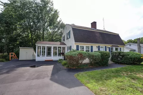 9 Roby St, Nashua, NH 03060