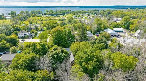 View/Area - 263 S Main St, Alburgh, VT 05440 photo 2 of 4