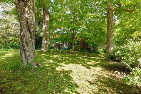 Exterior - 263 S Main St, Alburgh, VT 05440 photo 3 of 9