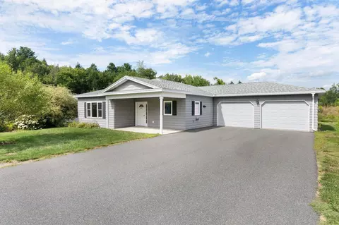 171 Buttonwood Dr, Brattleboro, VT 05301