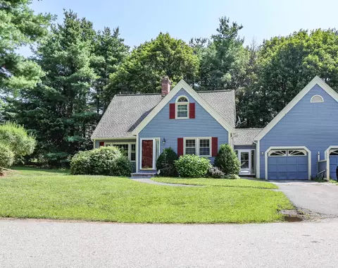 212 Winding Pond Rd, Londonderry, NH 03053