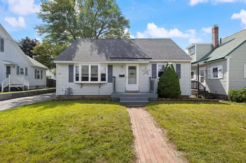 17 Lund St, Nashua, NH 03060