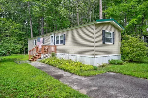 93 Eagle Ledge Loop, Conway, NH 03813