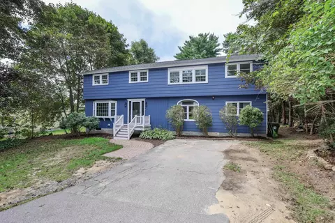 28 Swan Ave, Bedford, NH 03110
