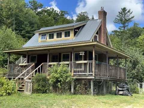 318 Clinton Rd, Antrim, NH 03440