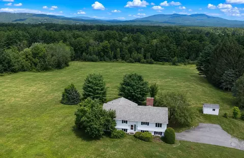 205 Sutton Rd, New London, NH 03257
