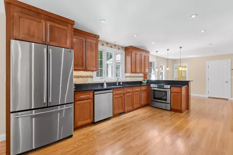 Kitchen - 1 Telo Rd, Windham, NH 03087 photo 2 of 2
