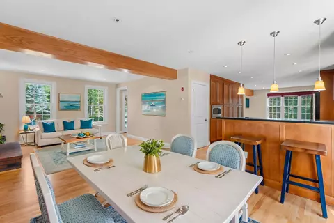 Dining - 1 Telo Rd, Windham, NH 03087 photo 2 of 2
