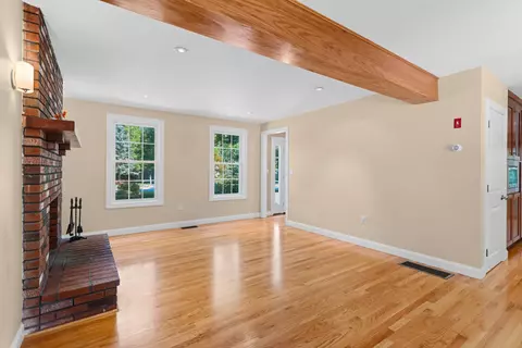 Living - 1 Telo Rd, Windham, NH 03087 photo 5 of 5