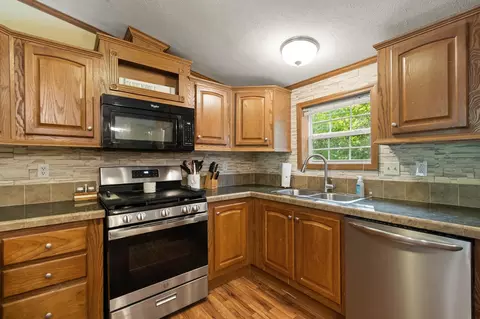 1700 Highgate Rd, Highgate, VT 05459 photo 5
