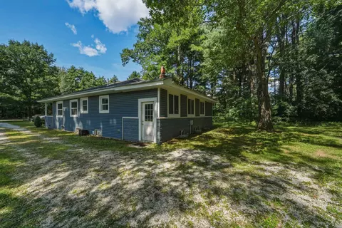 Exterior - 169 N Brownell Rd, Williston, VT 05495 photo 9 of 12