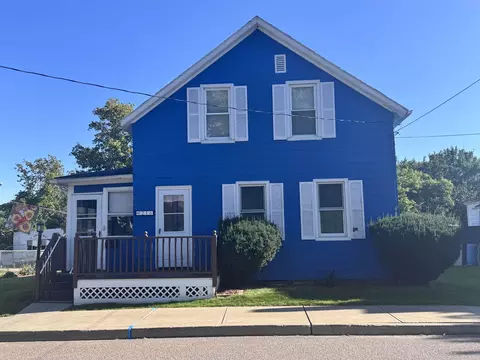 216 W Canal St, Winooski, VT 05404