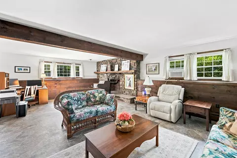 Living - 18 Westside Dr, Atkinson, NH 03811 photo 1 of 2