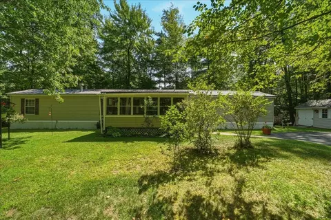 257 Wedgewood Rd, Colchester, VT 05446