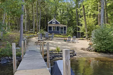85 Rollins Rd, Alton, NH 03810
