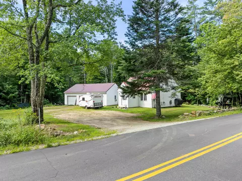 289 Murray Hill Rd, Hill, NH 03243