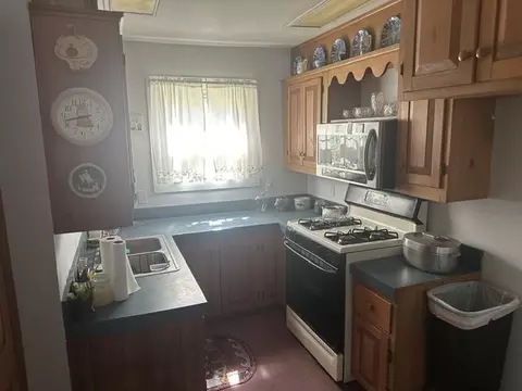 Kitchen - 50 Deep Meadow Ln, Exeter, NH 03833 photo 1 of 4