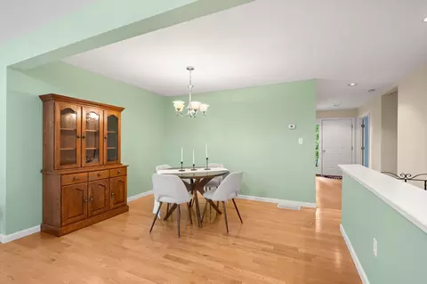 Dining - 1465 Hooksett Rd #464, Hooksett, NH 03106 photo 3 of 3
