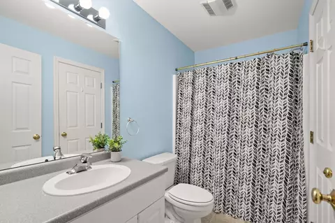 Bath - 1465 Hooksett Rd #464, Hooksett, NH 03106 photo 4 of 5