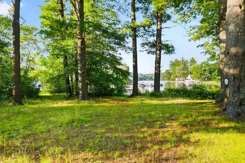 Exterior - 6 Cross St, Windham, NH 03087 photo 11 of 11