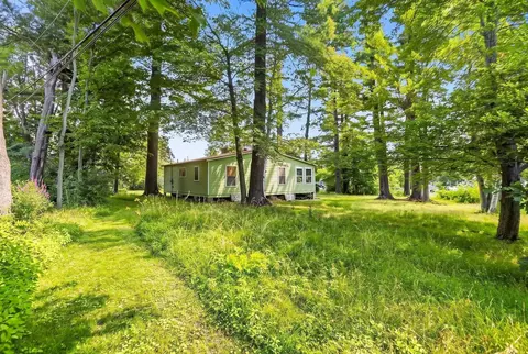 Exterior - 6 Cross St, Windham, NH 03087 photo 8 of 11