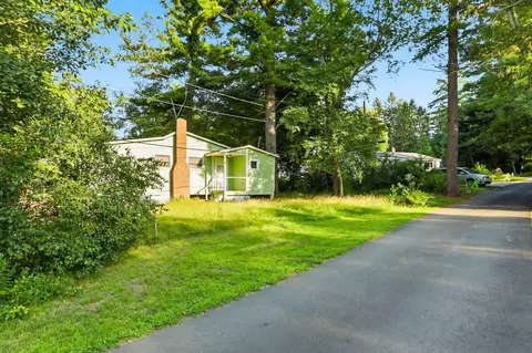Exterior - 6 Cross St, Windham, NH 03087 photo 2 of 11