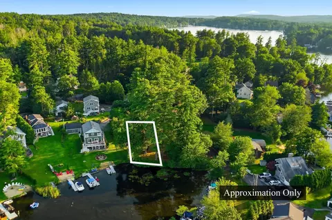 8 Cross St, Windham, NH 03087 photo 2