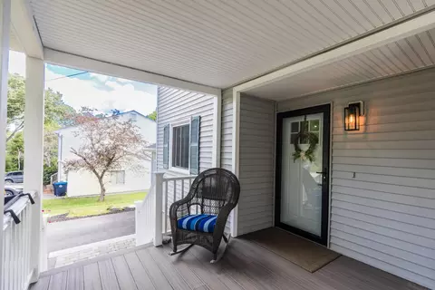 Exterior - 28 Coe Dr, Durham, NH 03824 photo 6 of 12