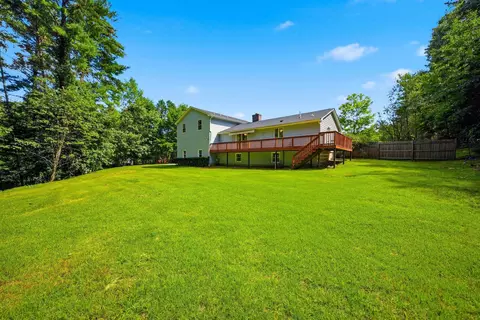 Exterior - 7 Twin St, Windham, NH 03087 photo 11 of 12