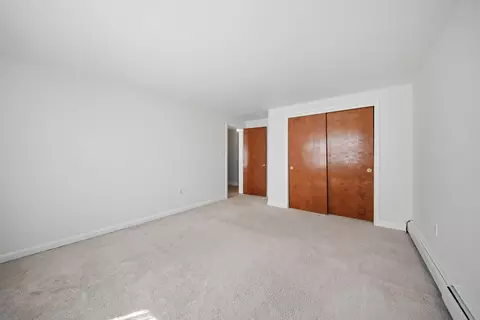 Bedroom - 7 Twin St, Windham, NH 03087 photo 5 of 7