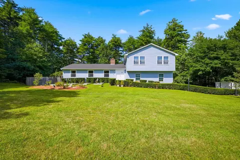 Exterior - 7 Twin St, Windham, NH 03087 photo 2 of 12