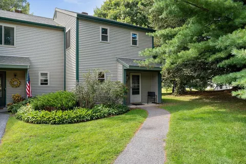 Exterior - 7 Hideaway Ln, Williston, VT 05495 photo 10 of 11