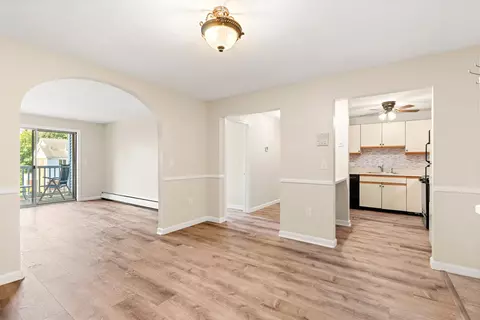 2 Timberwood Dr #306, Goffstown, NH 03045