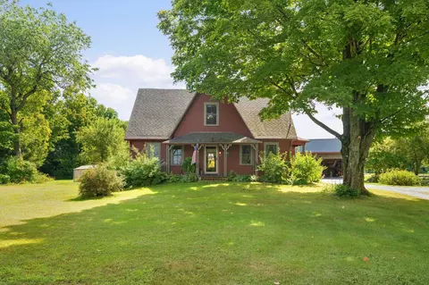 182 Dartmouth College Hwy, Haverhill, NH 03765
