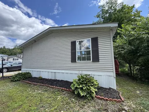 86 Sargent Station Rd #10, Weare, NH 03281