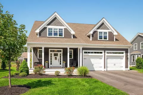 217 Sage Ln #49, Portsmouth, NH 03801
