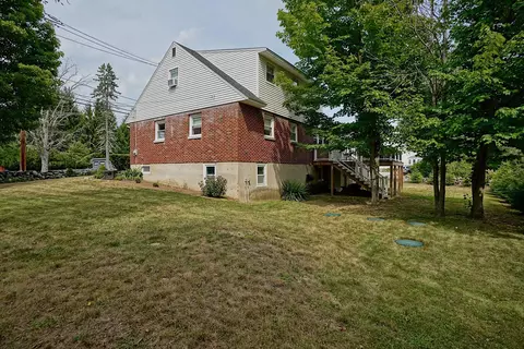 Exterior - 354 Wallis Rd, Rye, NH 03870 photo 4 of 7
