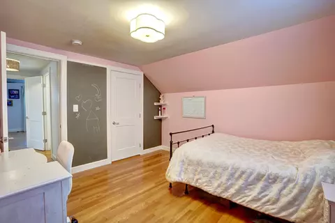 Bedroom - 354 Wallis Rd, Rye, NH 03870 photo 3 of 3