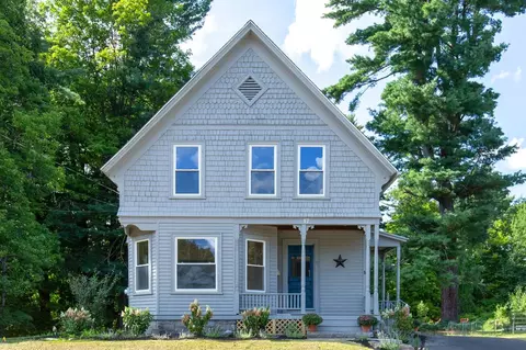 17 Clarke St, Concord, NH 03301