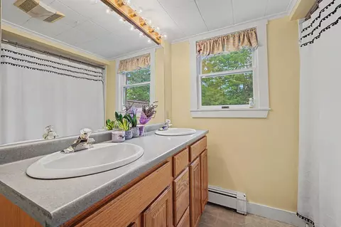 Bath - 52 Chase St, Sunapee, NH 03782 photo 3 of 3