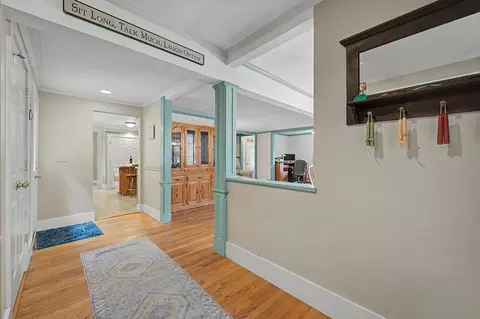 Entry Way - 52 Chase St, Sunapee, NH 03782 photo 3 of 8