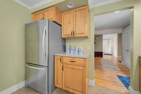 Kitchen - 52 Chase St, Sunapee, NH 03782 photo 4 of 5