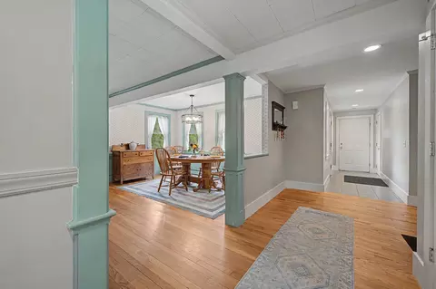 Entry Way - 52 Chase St, Sunapee, NH 03782 photo 5 of 7