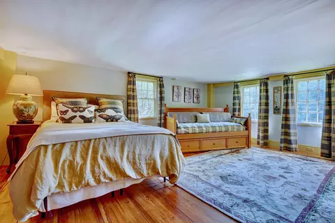 Bedroom - 5 Grove Rd, Rye, NH 03870 photo 6 of 7