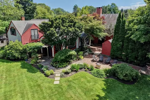 Exterior - 5 Grove Rd, Rye, NH 03870 photo 6 of 11