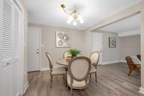 Dining - 6 Brookside Dr #4, Exeter, NH 03833 photo 2 of 3
