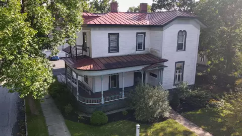 92 Center St, Rutland, VT 05701