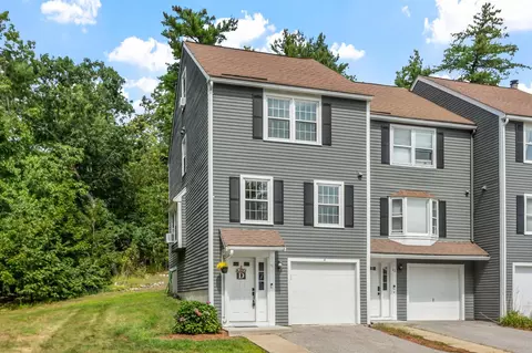 10 Aspen Ln, Merrimack, NH 03054