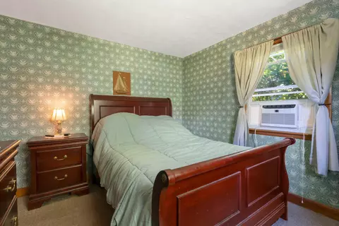 Bedroom - 11 Parsons Rd, Rye, NH 03870 photo 2 of 2